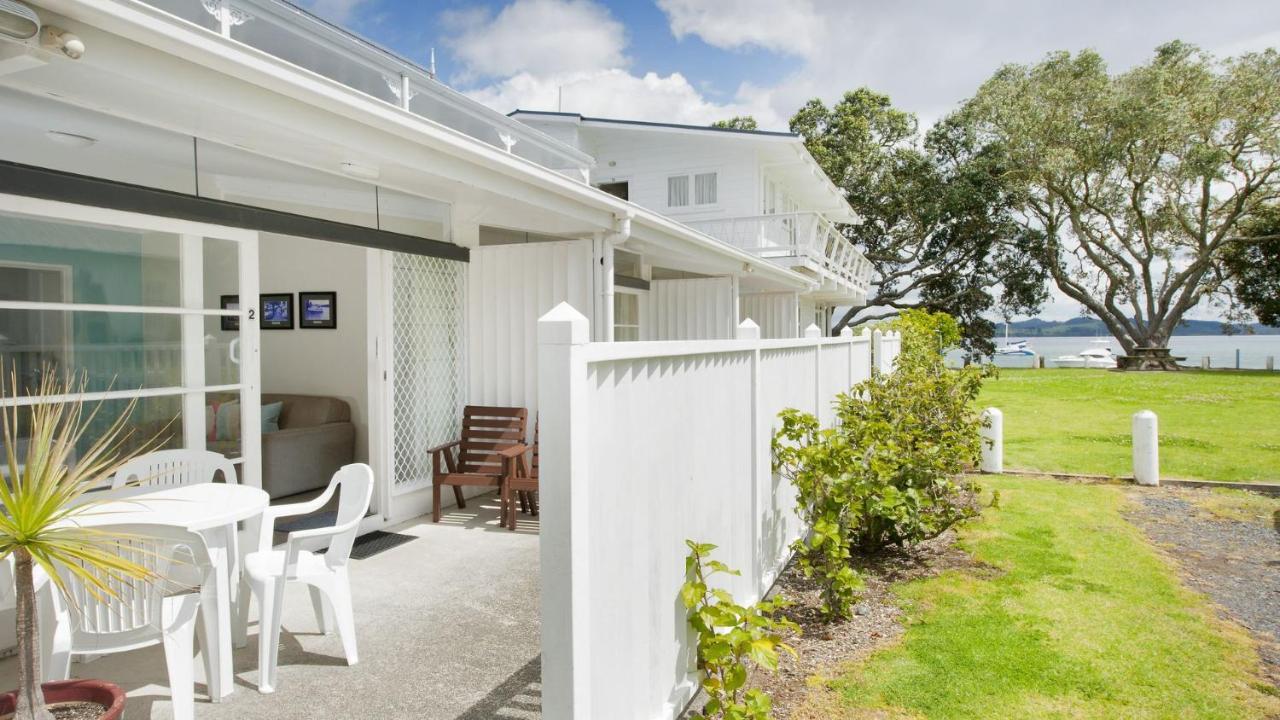 Hananui And Aparthotel Russell