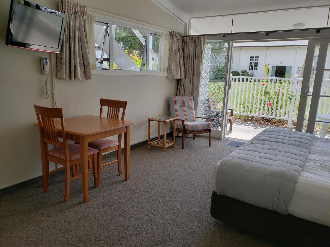 Aparthotel Hananui And
