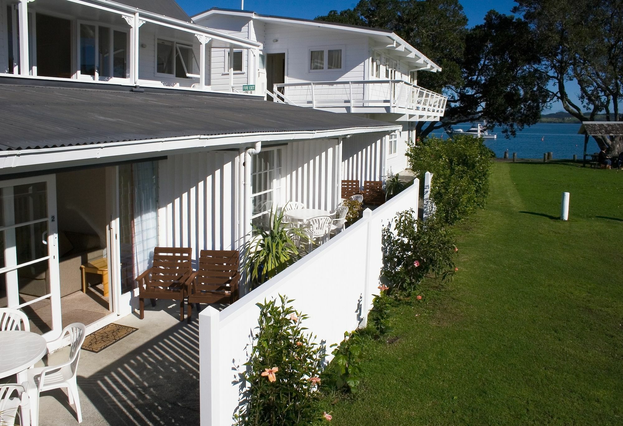Aparthotel Hananui And 4*
