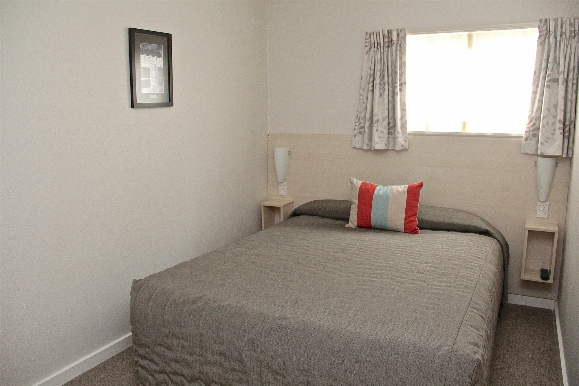 Aparthotel Hananui And 4*